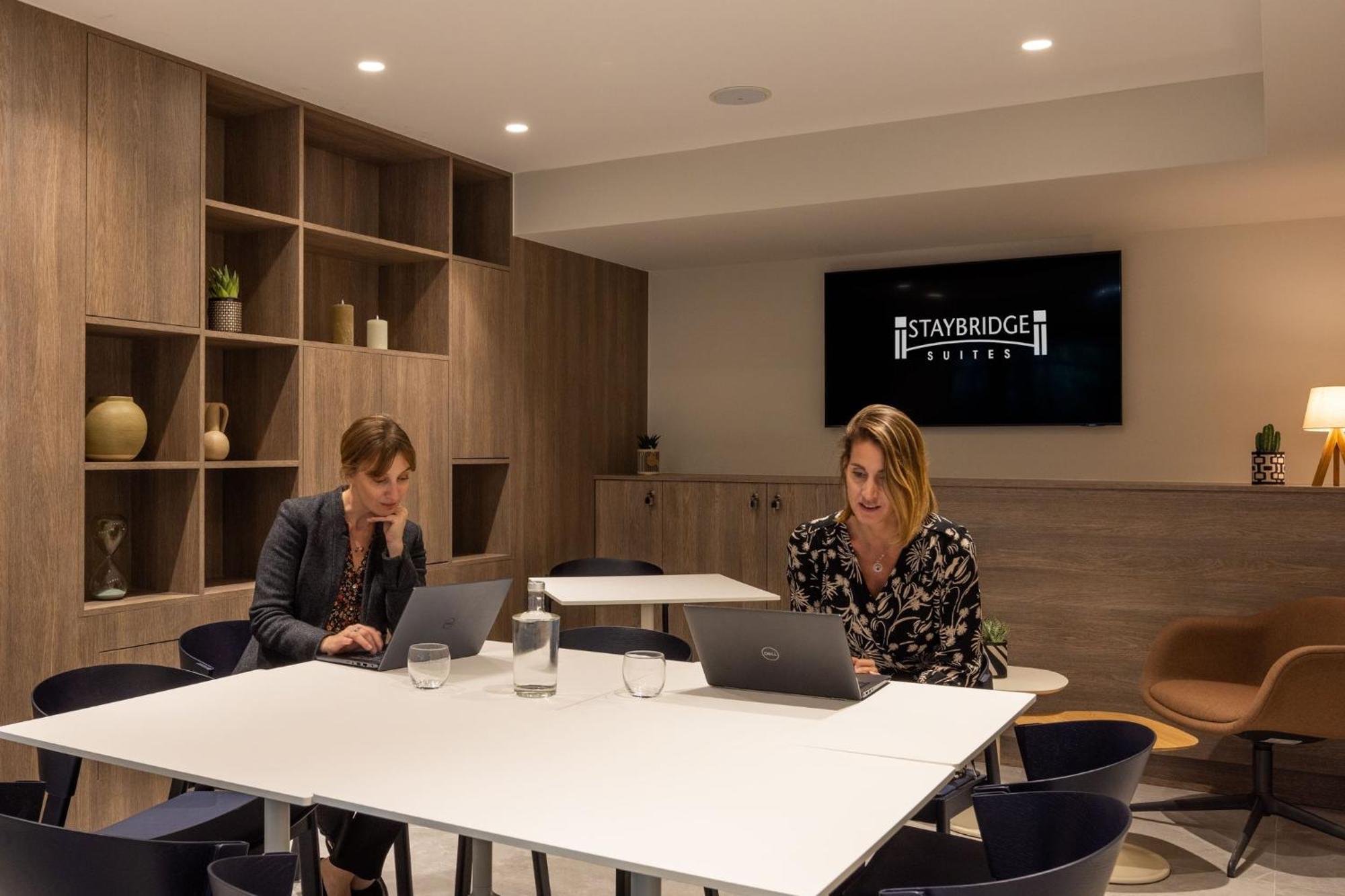 Staybridge Suites - Cannes Centre By Ihg Zewnętrze zdjęcie